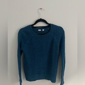 Gap blue knitted sweater